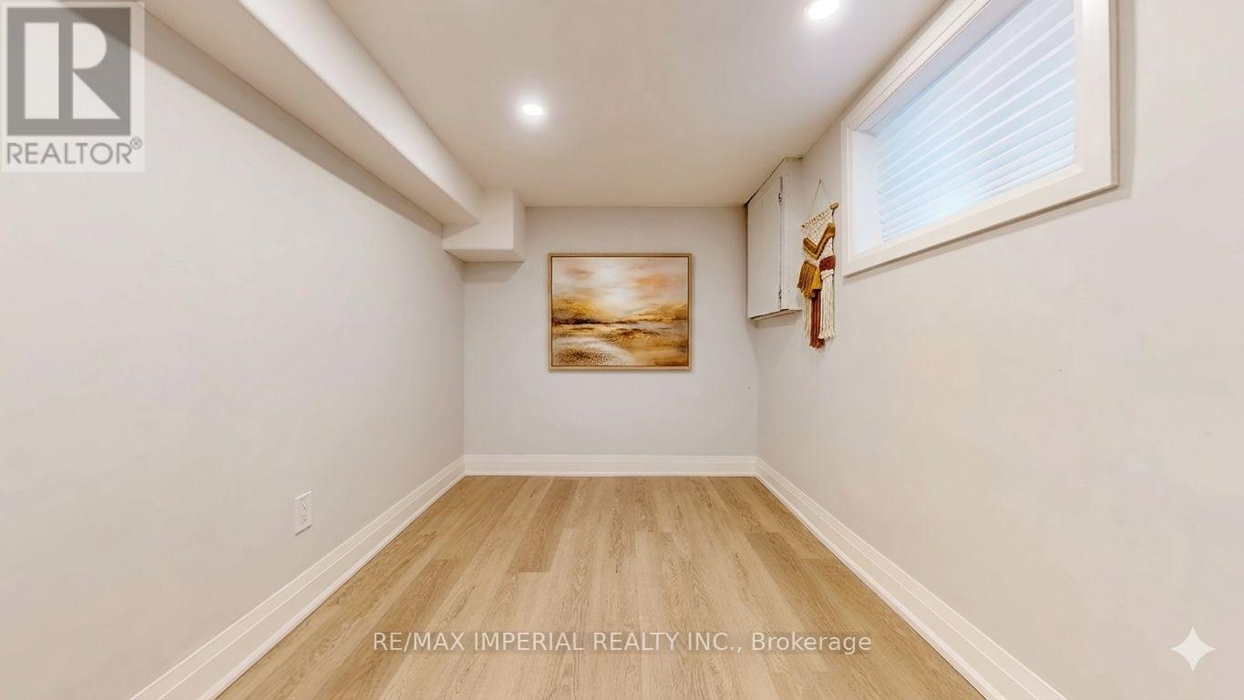 9 Lesmount Avenue, Toronto, Ontario  M4J 3V5 - Photo 28 - E12662344