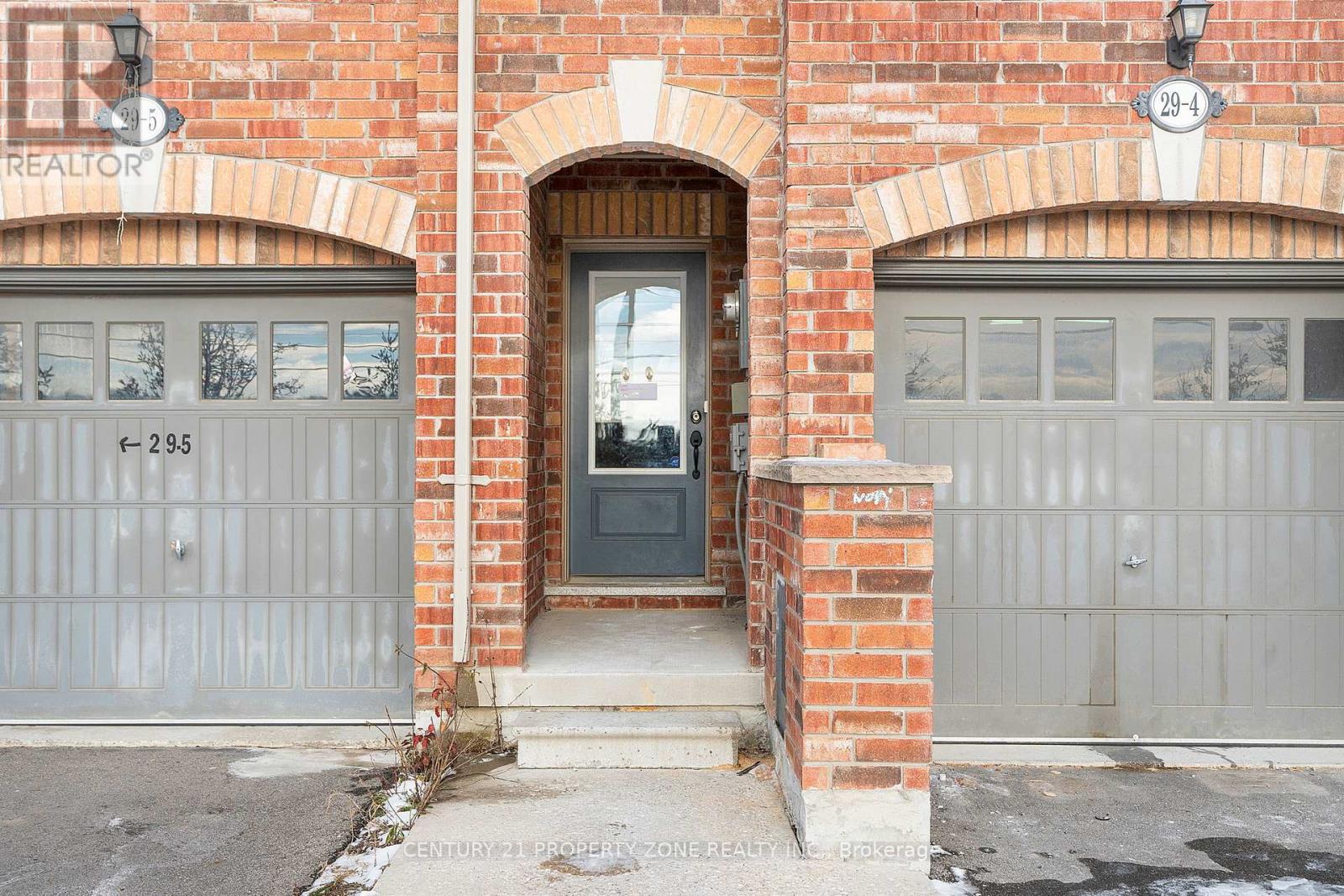 4 - 29 Pennycross Crescent, Brampton, Ontario  L7A 4M1 - Photo 3 - W12847116