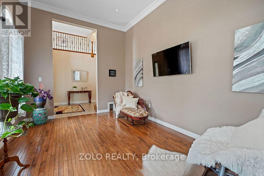 42 Vinifera Drive, Grimsby, Ontario  L3M 5S1 - Photo 11 - X12847106