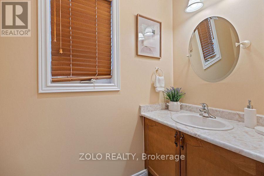 42 Vinifera Drive, Grimsby, Ontario  L3M 5S1 - Photo 23 - X12847106