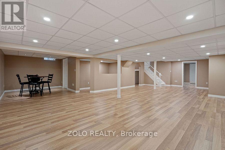 42 Vinifera Drive, Grimsby, Ontario  L3M 5S1 - Photo 36 - X12847106