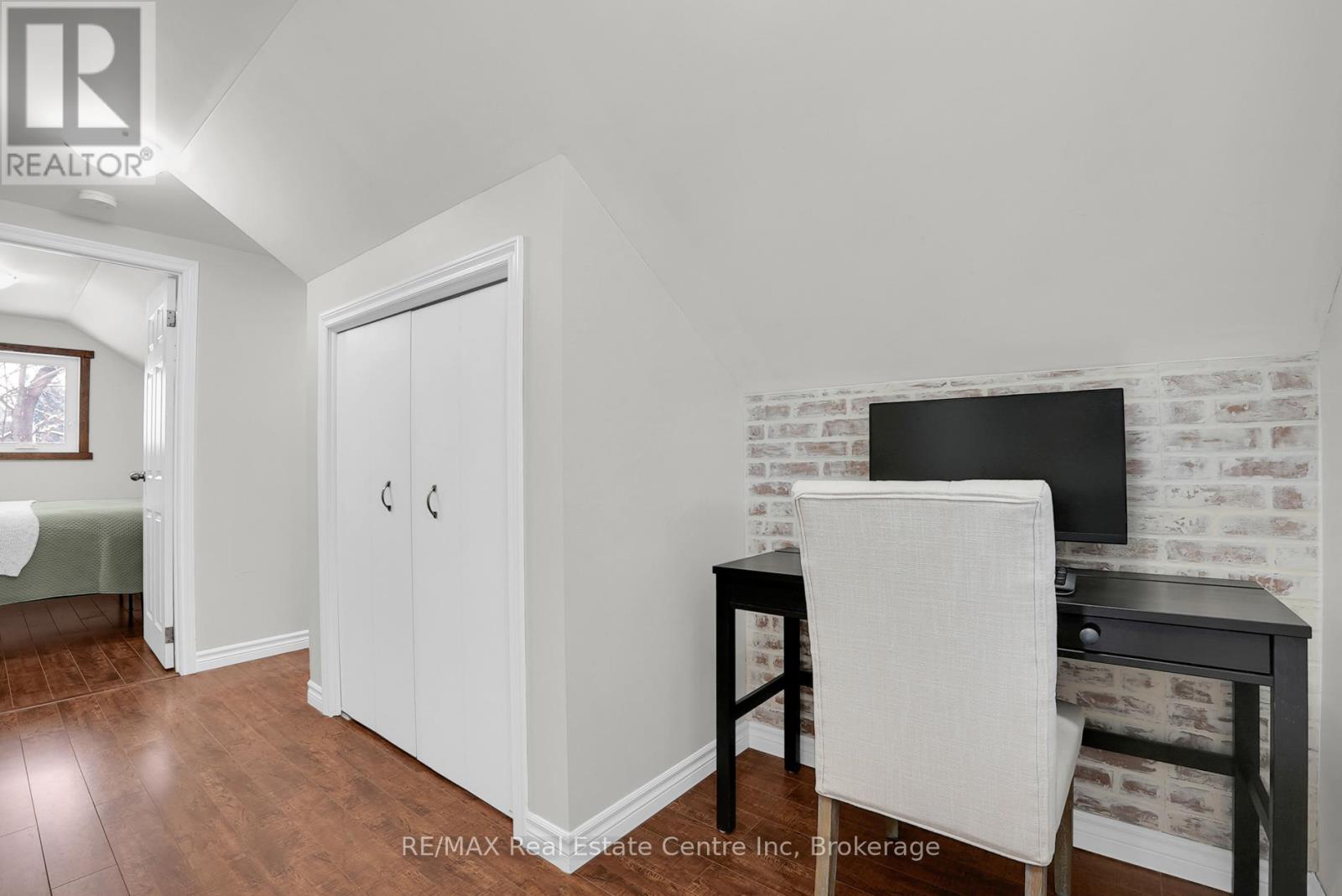 261 Colborne Street, Centre Wellington, Ontario  N0B 1S0 - Photo 17 - X12844206