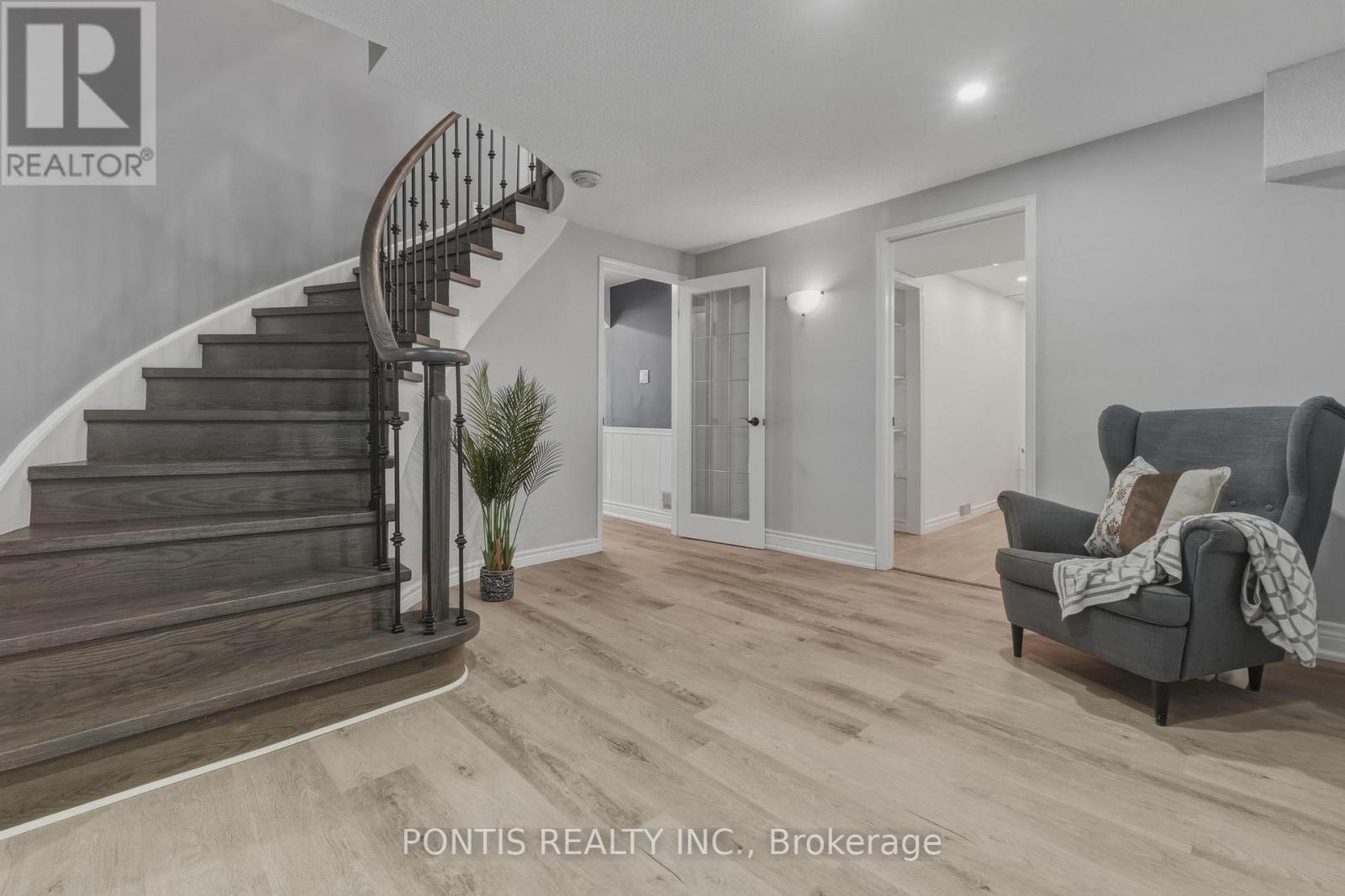 10 Whitmore Court, Brampton, Ontario  L6Z 2A5 - Photo 39 - W12841268