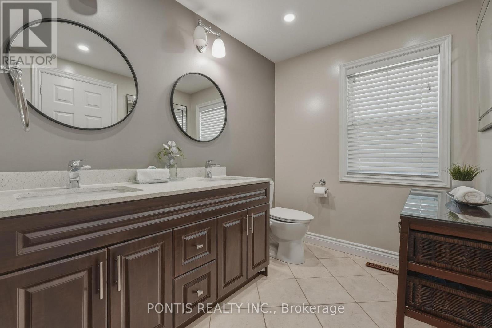 10 Whitmore Court, Brampton, Ontario  L6Z 2A5 - Photo 35 - W12841268