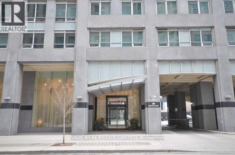 202 - 20 BLUE JAYS WAY, Toronto, Ontario