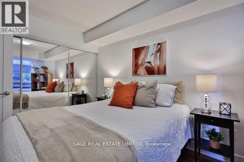 202 - 20 Blue Jays Way, Toronto, Ontario  M5V 3W6 - Photo 10 - C12847134