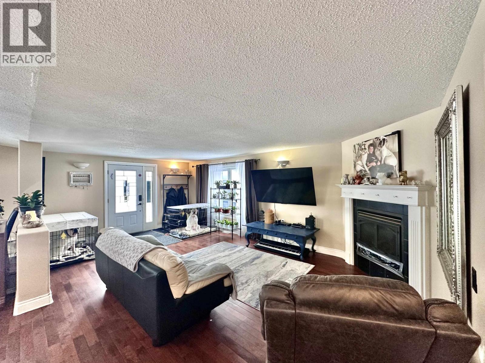 1475 8th Place, Valemount, British Columbia  V0E 2Z0 - Photo 6 - R3094326