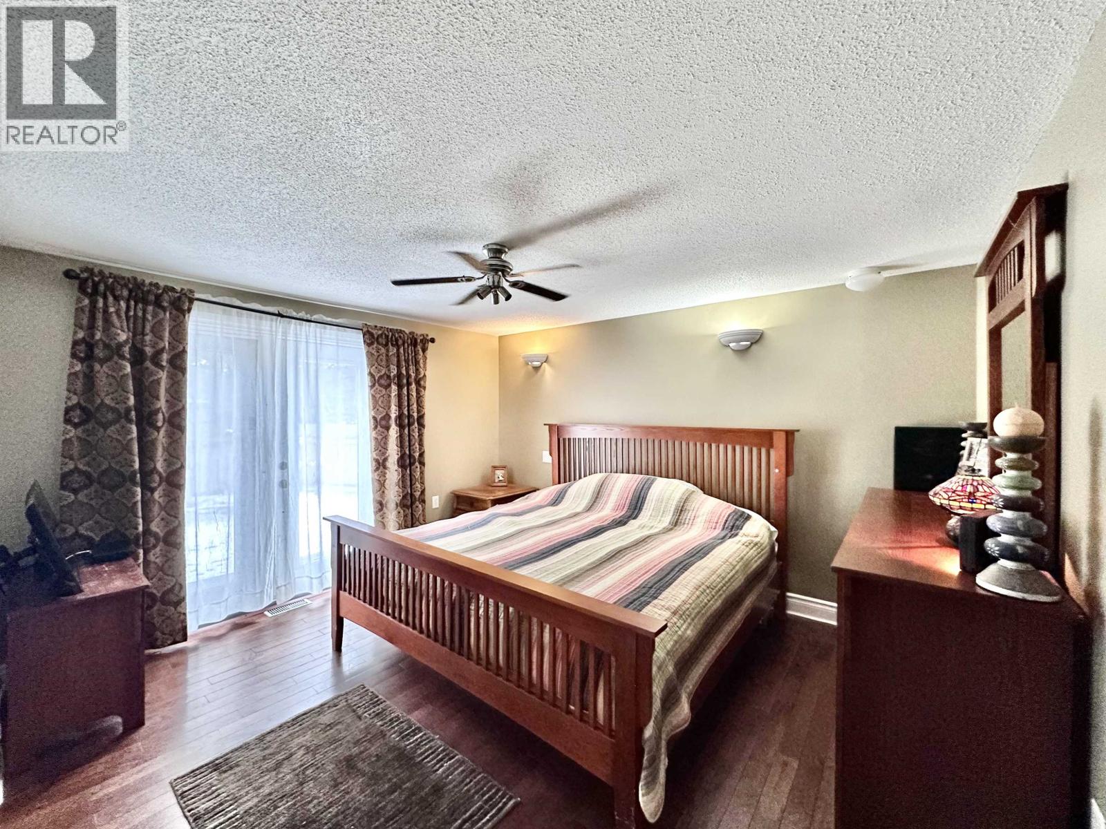 1475 8th Place, Valemount, British Columbia  V0E 2Z0 - Photo 8 - R3094326