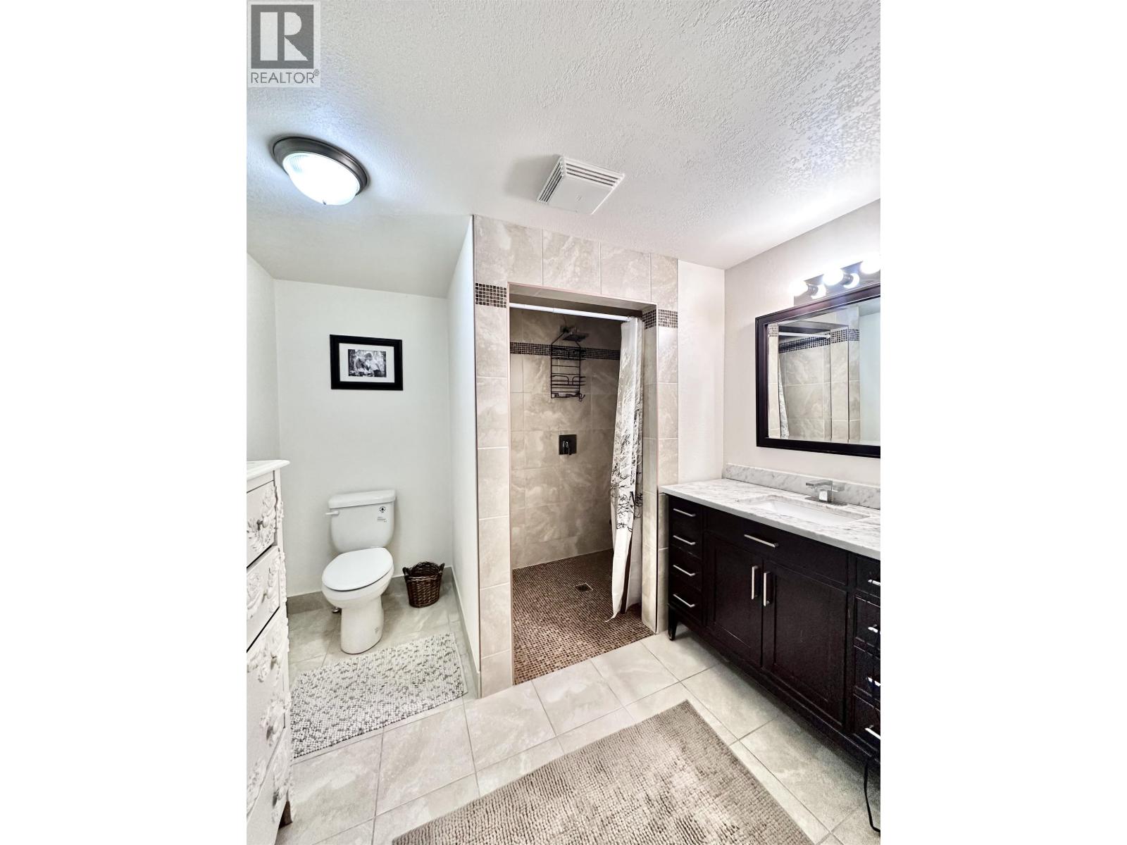 1475 8th Place, Valemount, British Columbia  V0E 2Z0 - Photo 10 - R3094326