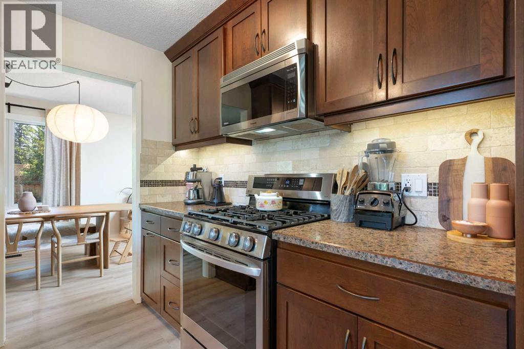 9308 26 Street Sw, Calgary, Alberta  T2V 4G9 - Photo 14 - A2270205