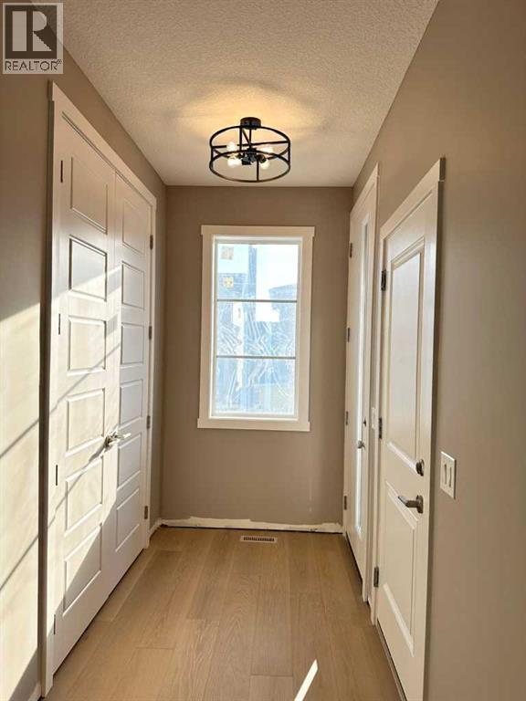 99 Waterford Mews, Chestermere, Alberta  T1X 3B7 - Photo 3 - A2276924