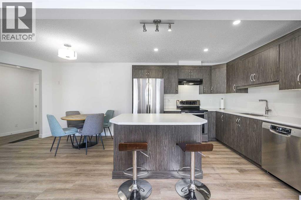 15 Yorkville Avenue Sw, Calgary, Alberta  T2X 4K3 - Photo 4 - A2289849