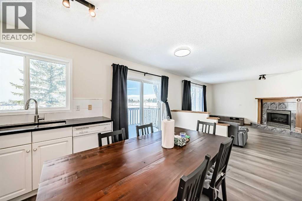 136 Citadel Crest Circle Nw, Calgary, Alberta  T3G 4G3 - Photo 7 - A2290174