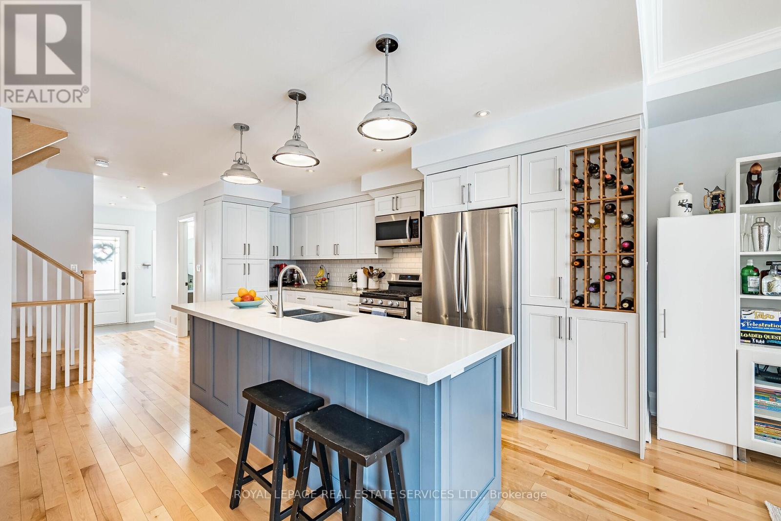 76 Ninth Street, Toronto, Ontario  M8V 3E4 - Photo 9 - W12845680