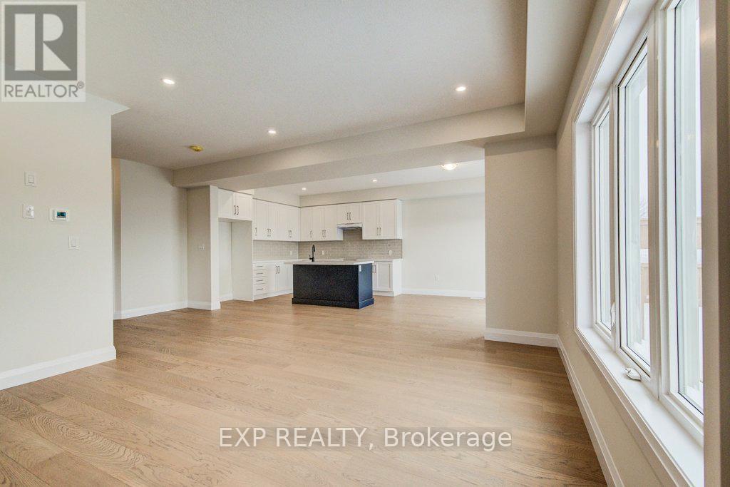 235 Applewood Street, Blandford-Blenheim, Ontario  N0J 1S0 - Photo 20 - X12847142