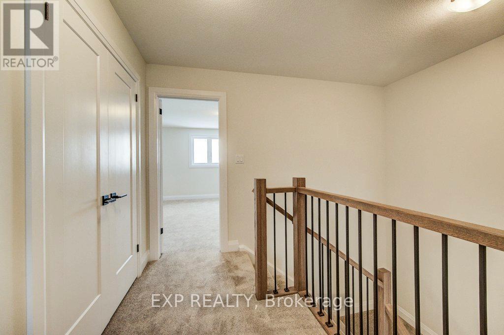 235 Applewood Street, Blandford-Blenheim, Ontario  N0J 1S0 - Photo 23 - X12847142