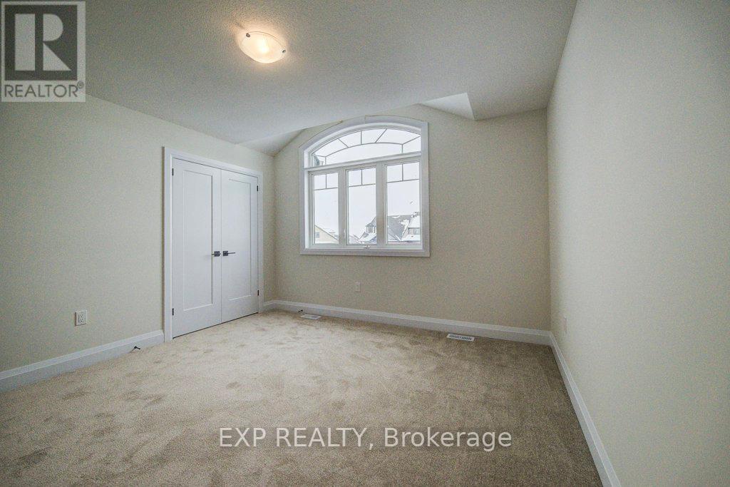 235 Applewood Street, Blandford-Blenheim, Ontario  N0J 1S0 - Photo 37 - X12847142