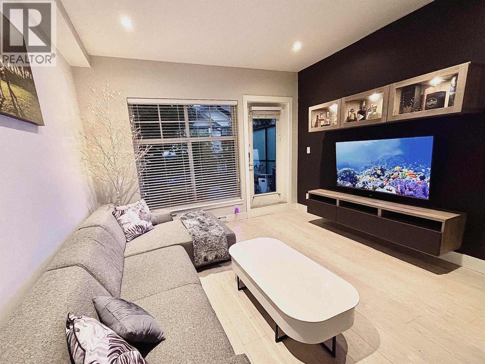 7 5122 Canada Way, Burnaby, British Columbia  V5E 0C3 - Photo 5 - R3096303