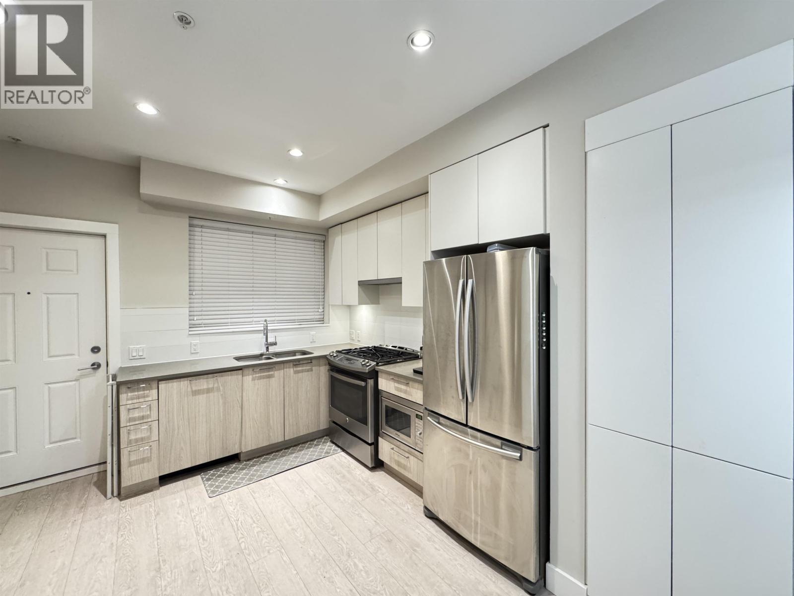 7 5122 Canada Way, Burnaby, British Columbia  V5E 0C3 - Photo 7 - R3096303