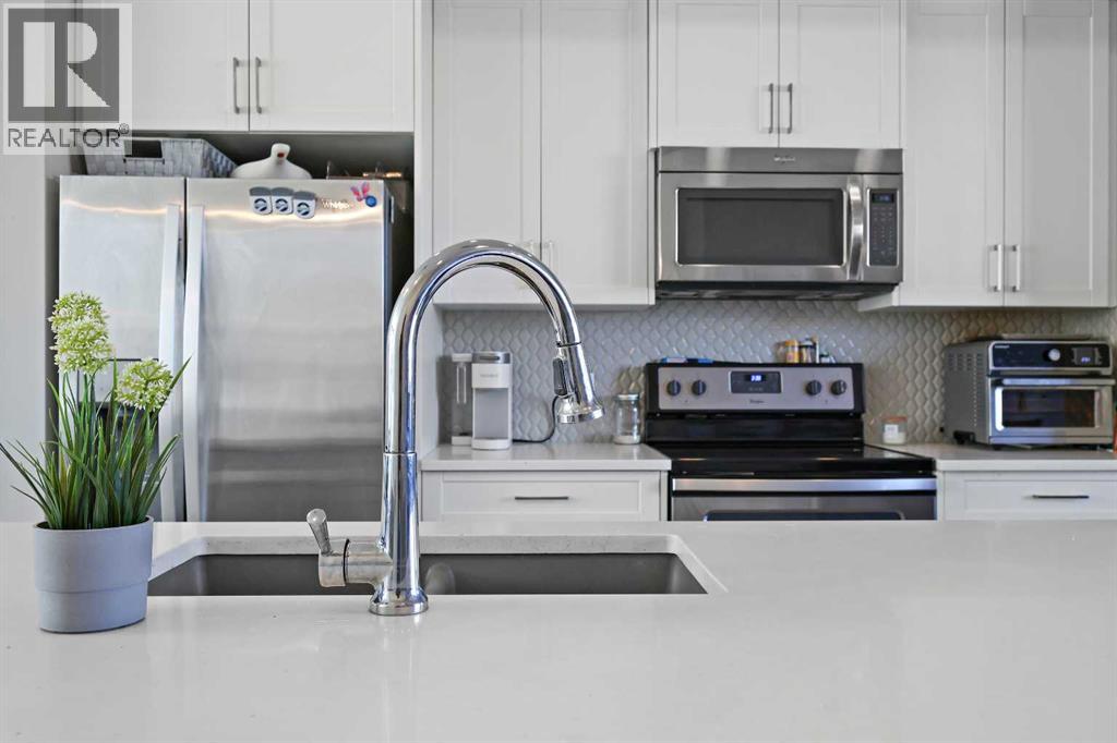 71 Masters Heights Se, Calgary, Alberta  T3M 2M7 - Photo 9 - A2262713