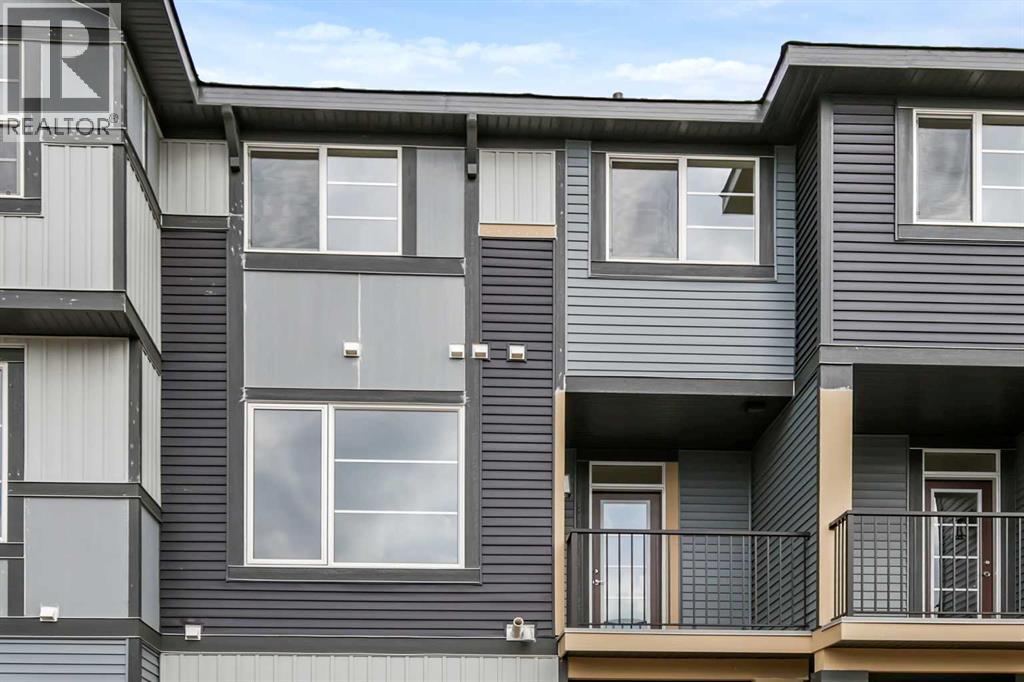 12 Waterford Glen, Chestermere, Alberta