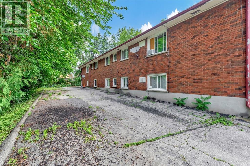 16 East Avenue, Brantford, Ontario  N3S 3L1 - Photo 20 - 40708797