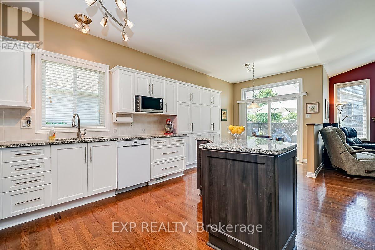 21 Kettlewell Way S, Ottawa, Ontario  K2W 1G3 - Photo 5 - X12847162