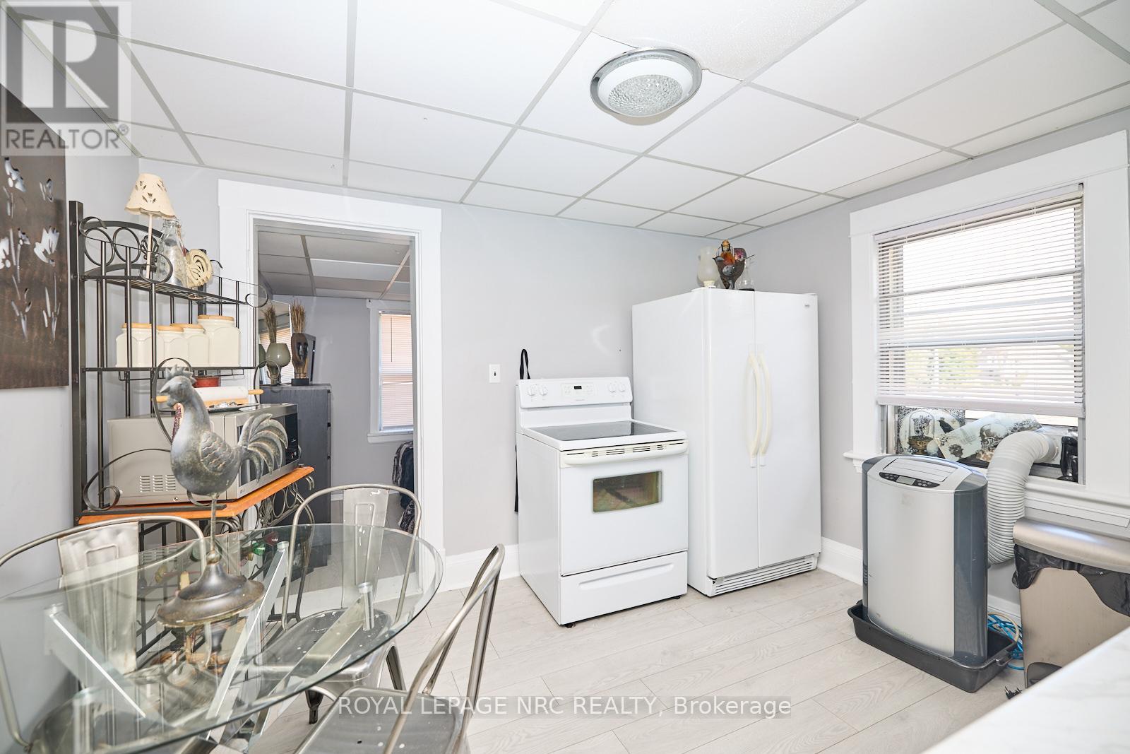 3758 Main Street, Niagara Falls, Ontario  L2G 6B2 - Photo 6 - X12847158