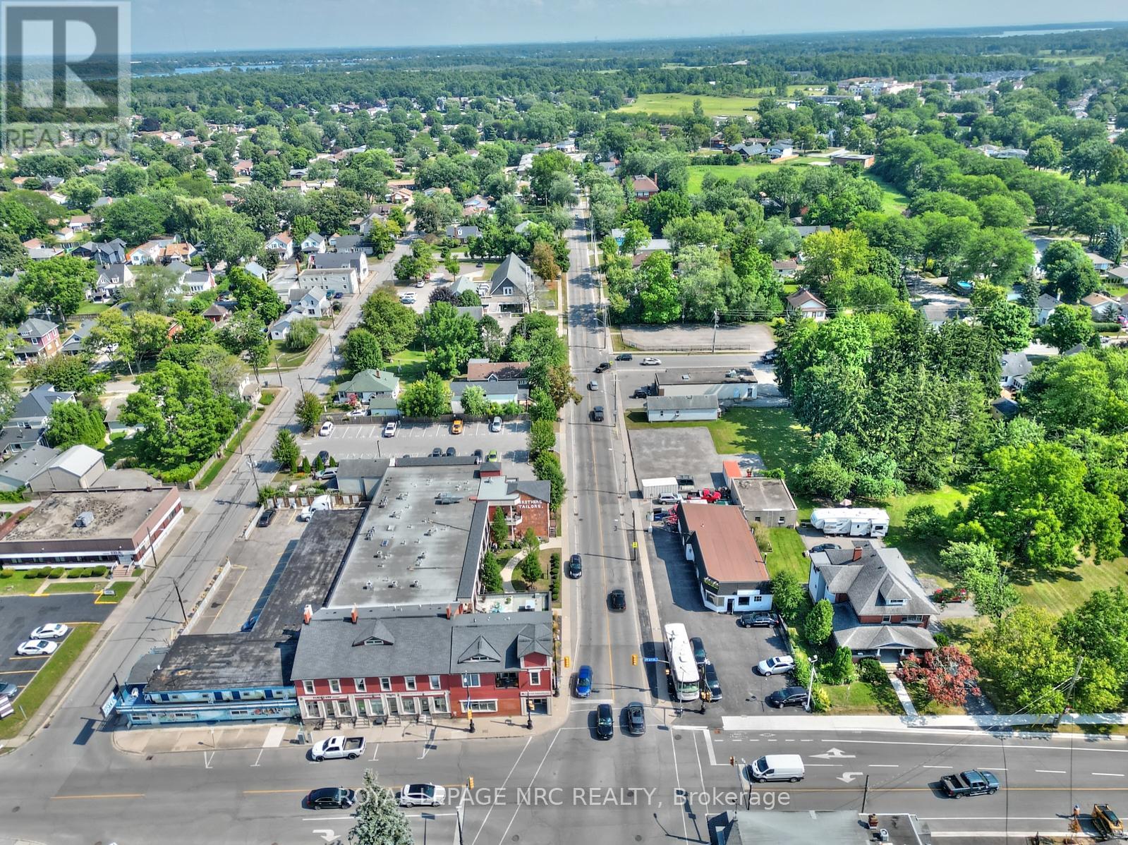 3758 Main Street, Niagara Falls, Ontario  L2G 6B2 - Photo 46 - X12847160