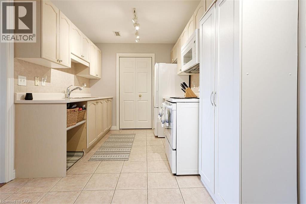 2085 Amherst Heights Drive Unit# 506, Burlington, Ontario  L7P 5C2 - Photo 6 - 40809799