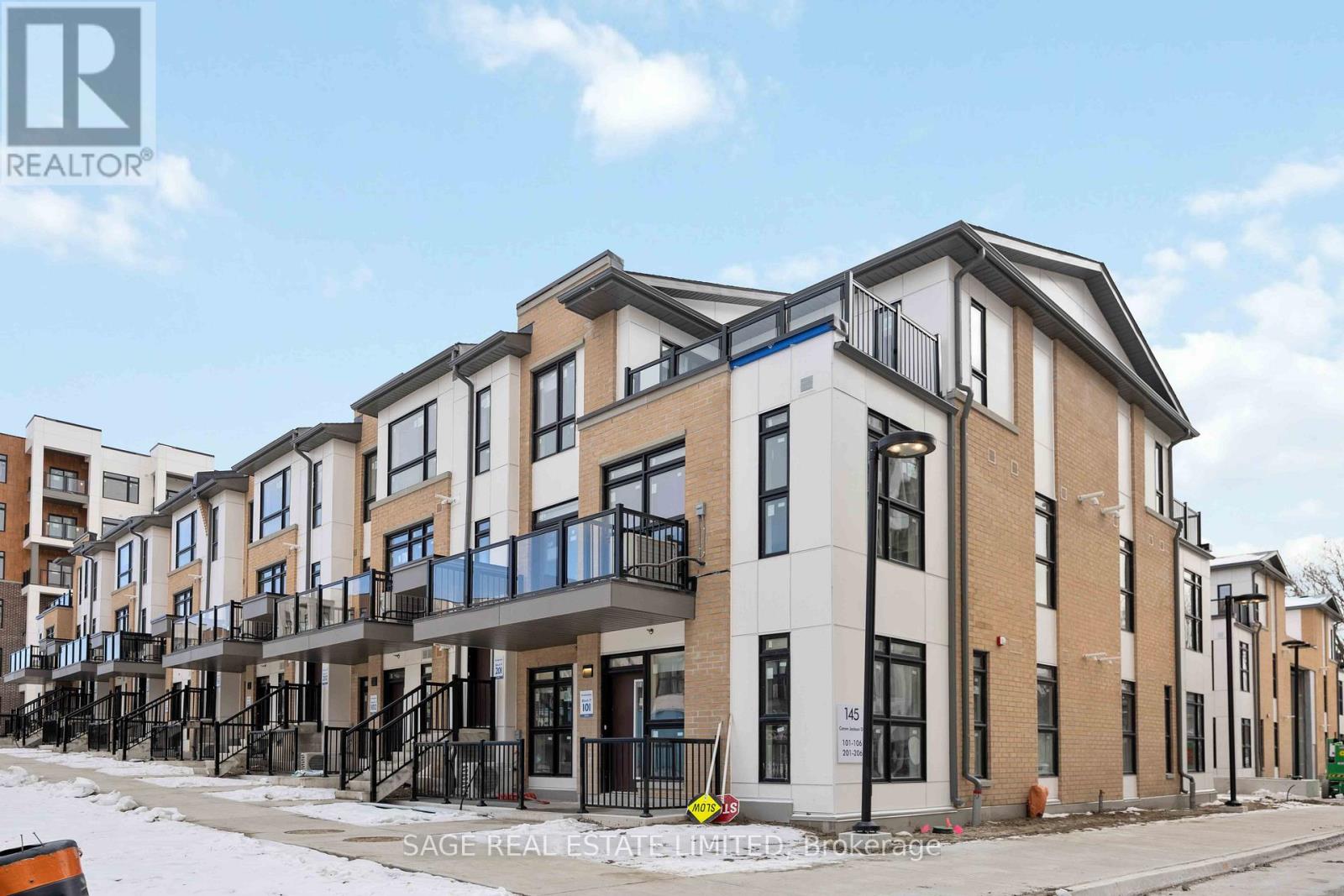 111 - 145 CANON JACKSON DRIVE, Toronto, Ontario