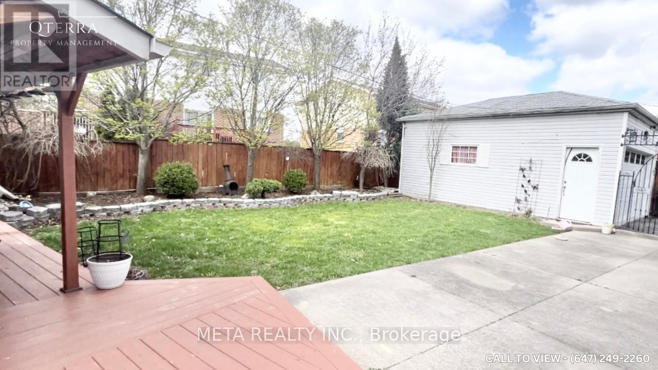 22 Garfield Crescent, Brampton, Ontario  L6V 1V8 - Photo 18 - W12847150