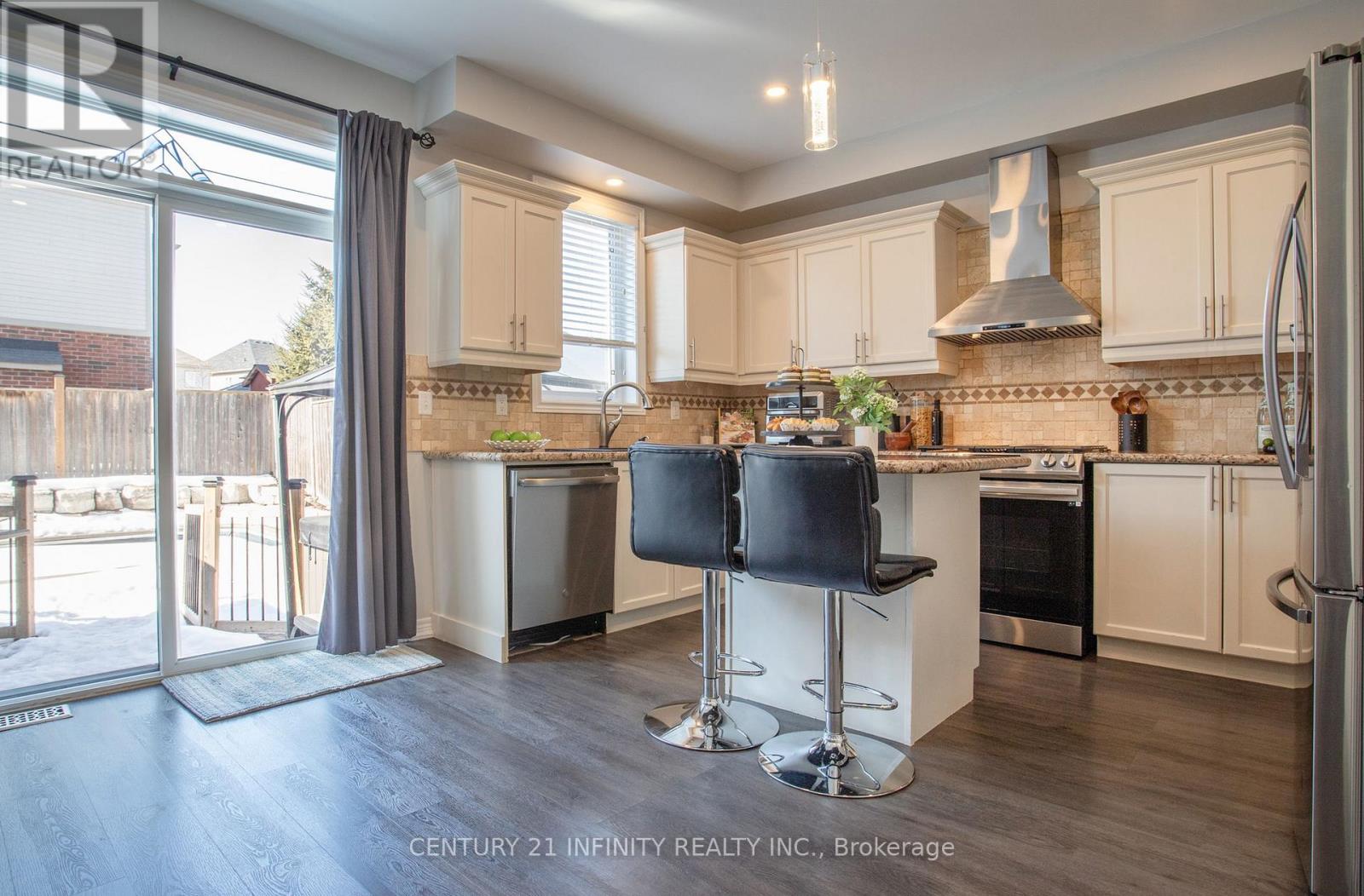 32 Buxton Lane, Clarington, Ontario  L1C 0J5 - Photo 17 - E12847214