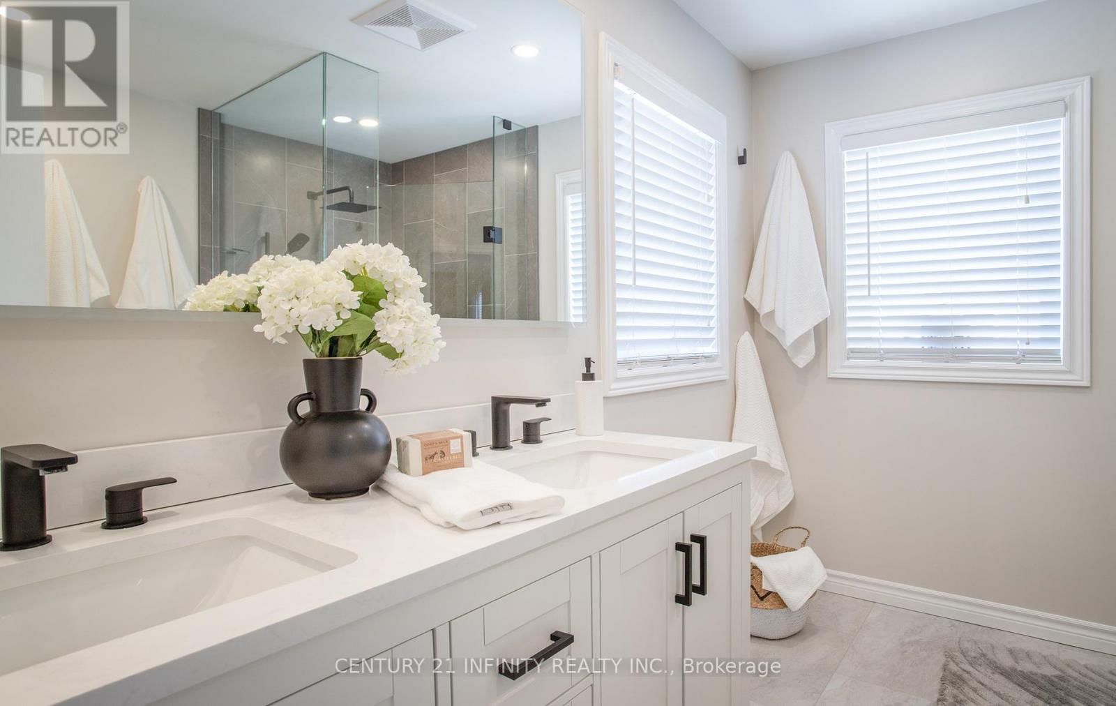 32 Buxton Lane, Clarington, Ontario  L1C 0J5 - Photo 29 - E12847214