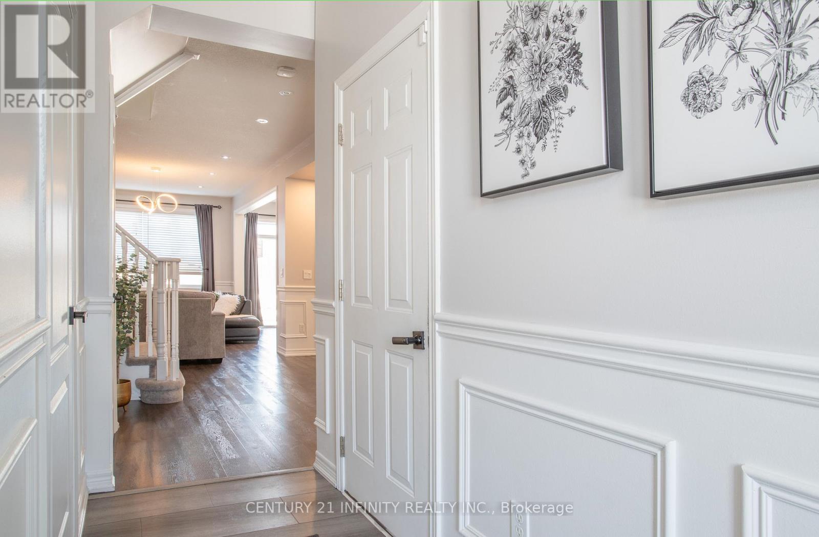 32 Buxton Lane, Clarington, Ontario  L1C 0J5 - Photo 5 - E12847214