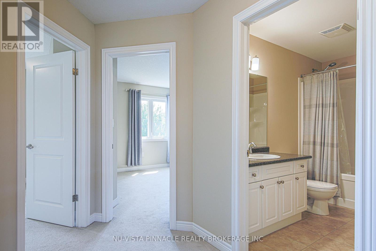 702 Springwood Crescent, London North, Ontario  N6G 0H8 - Photo 15 - X12847190