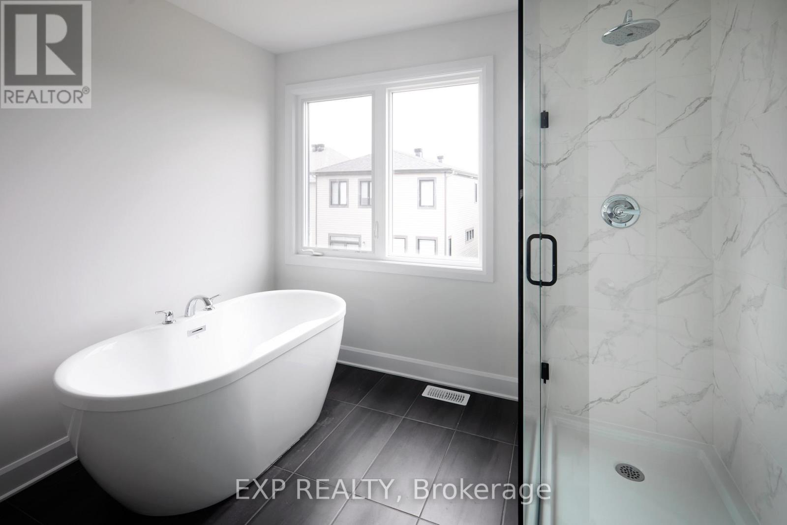 503 Roundhouse Crescent, Ottawa, Ontario  K2S 3G8 - Photo 12 - X12847196