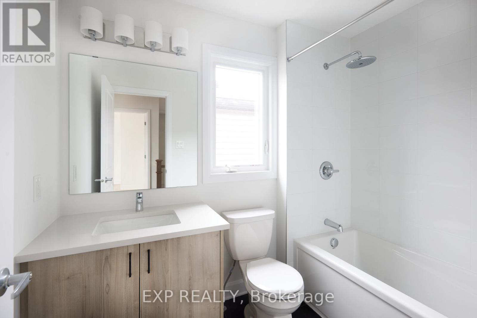 503 Roundhouse Crescent, Ottawa, Ontario  K2S 3G8 - Photo 9 - X12847196