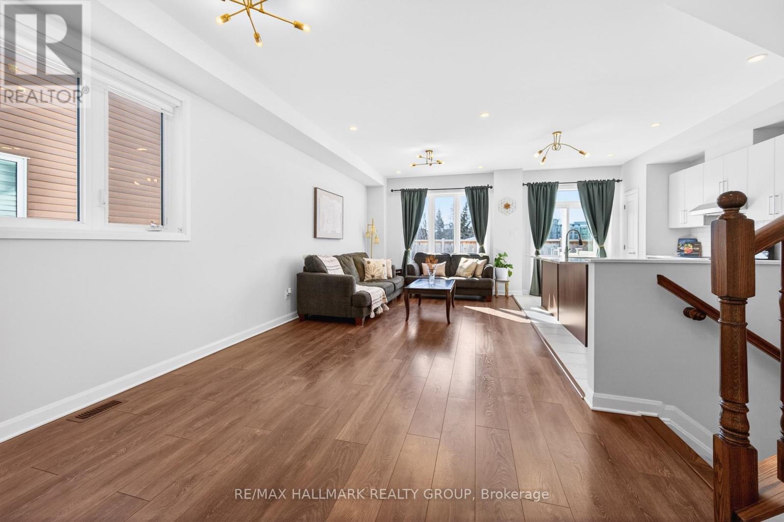 562 Clemency Crescent, Ottawa, Ontario  K2J 6R8 - Photo 5 - X12847236