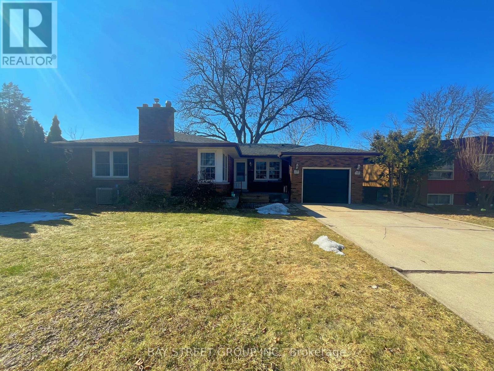 Upper - 12 Wakil Drive, St. Catharines, Ontario  L2T 3H8 - Photo 15 - X12847188