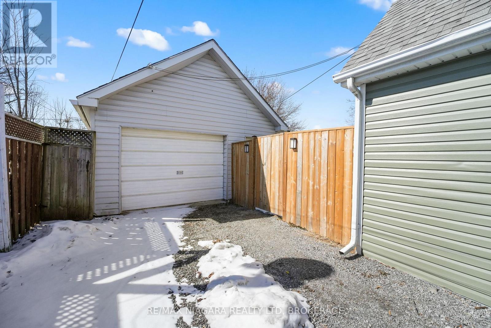 64 Churchill Street, St. Catharines, Ontario  L2S 2P5 - Photo 18 - X12847210