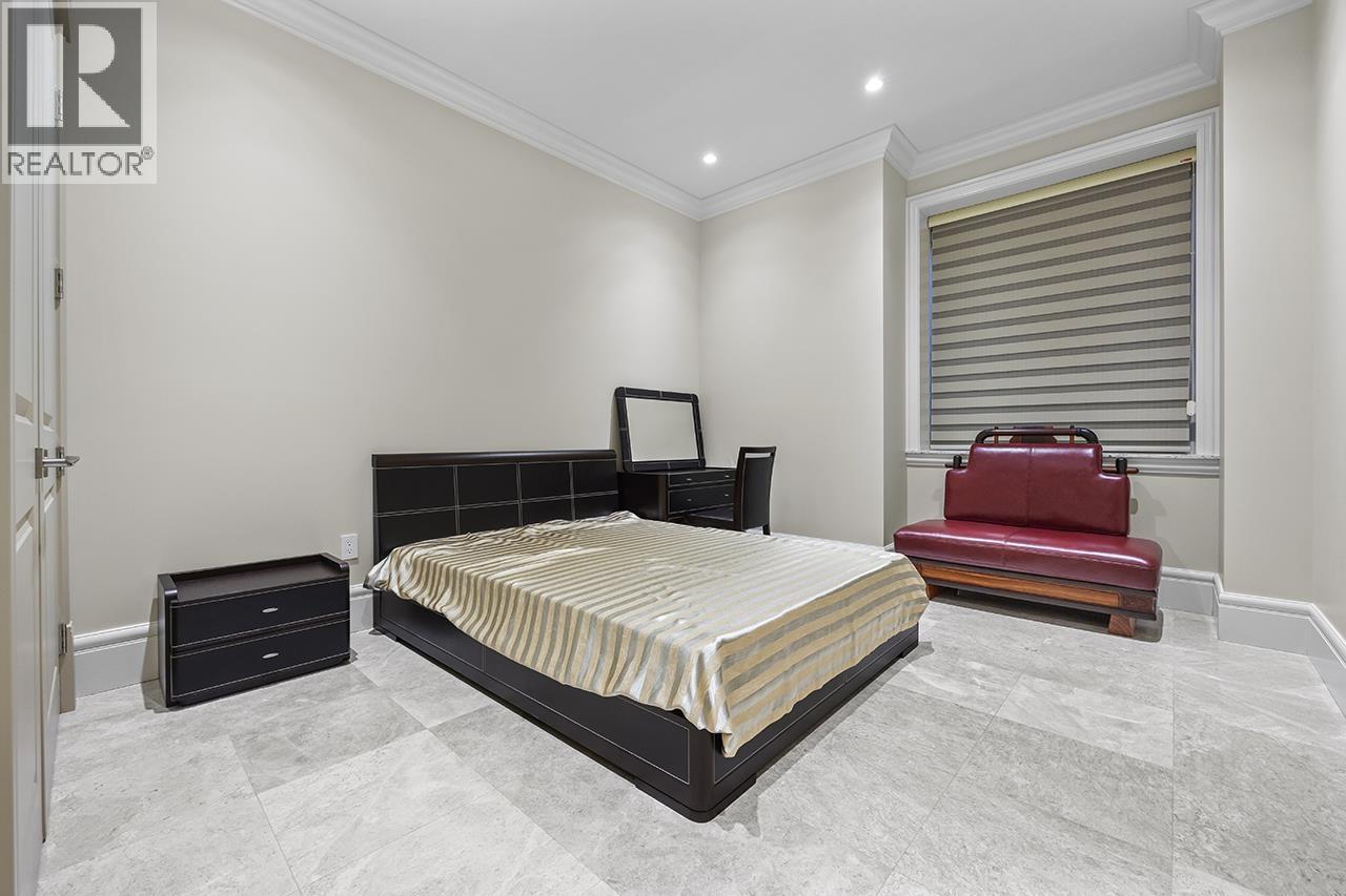 Listing Picture 34 of 40 : 6886 ANGUS DRIVE, Vancouver / 溫哥華 - 魯藝地產 Yvonne Lu Group - MLS Medallion Club Member