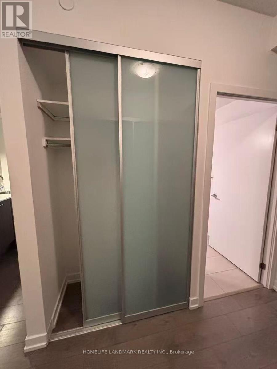 810 - 297 College Street, Toronto, Ontario  M5T 1S2 - Photo 8 - C12847226