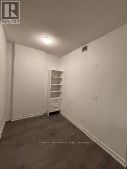 810 - 297 College Street, Toronto, Ontario  M5T 1S2 - Photo 9 - C12847226