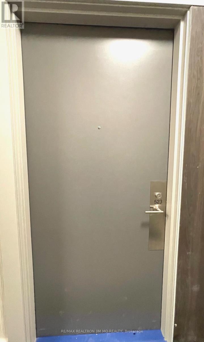 523 - 36 Forest Manor Road, Toronto, Ontario  M2J 1M1 - Photo 2 - C12847232