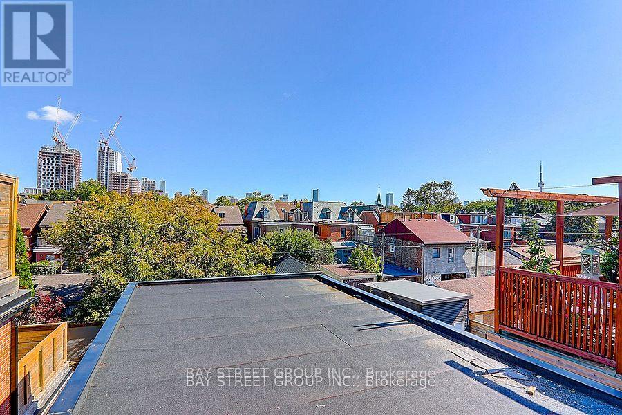 329 Clinton Street, Toronto, Ontario  M6G 2Y7 - Photo 30 - C12847242