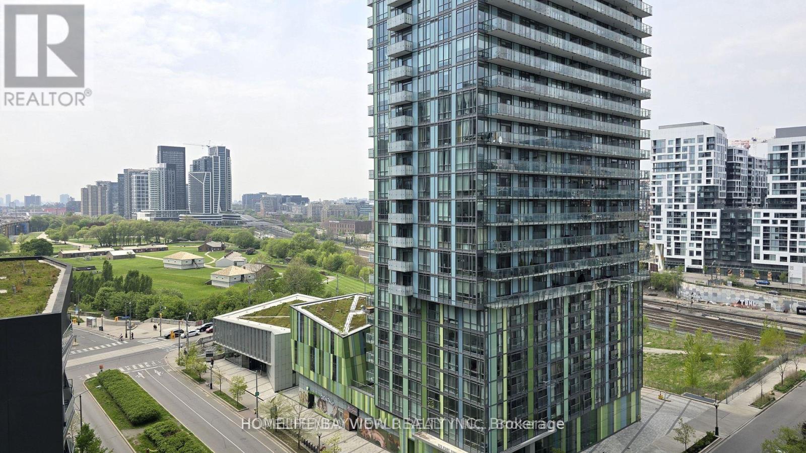 85 Queens Wharf Road, Toronto, Ontario  M5V 0J9 - Photo 3 - C12847250