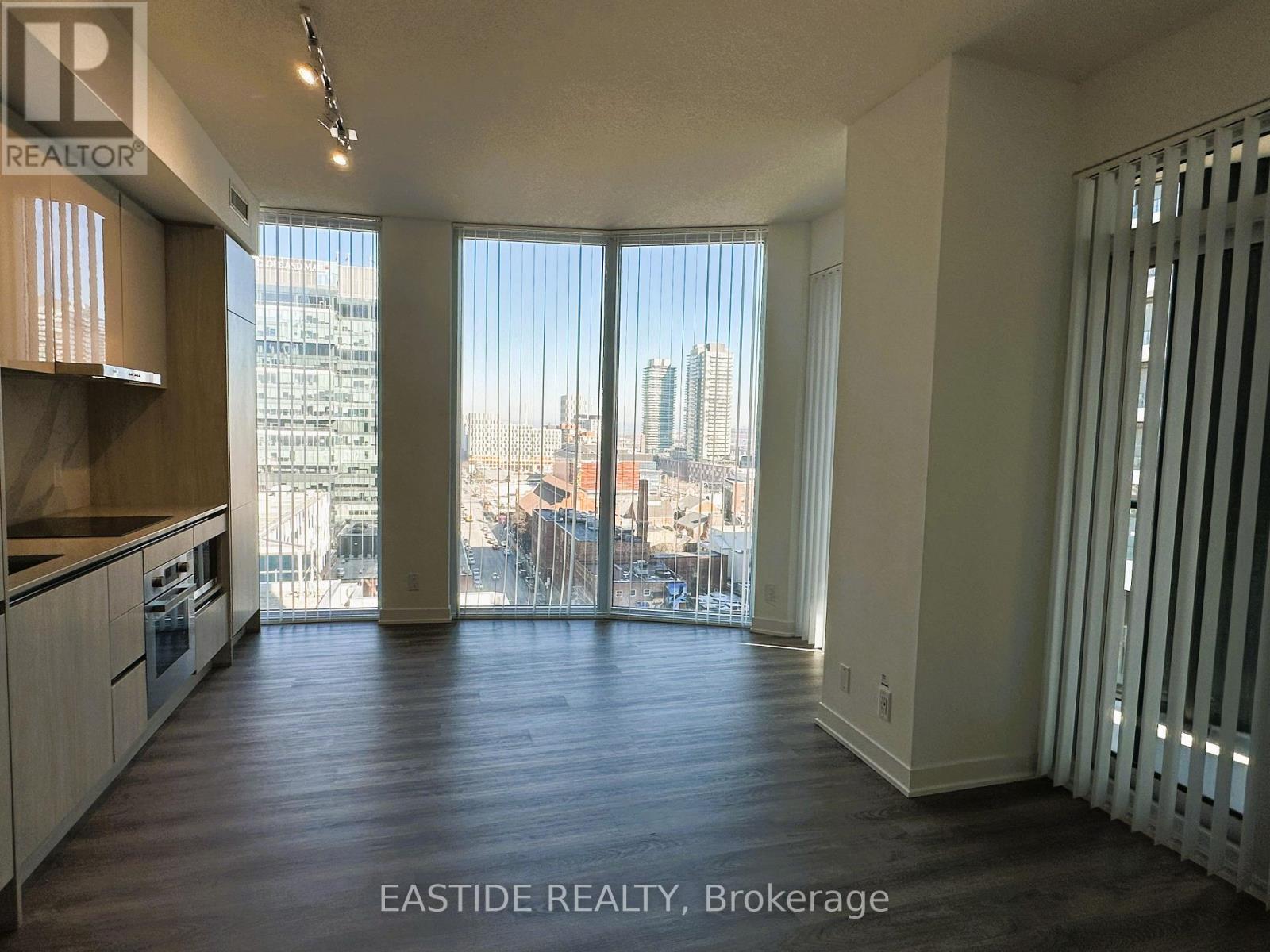 1606 - 180 Front Street E, Toronto, Ontario  M5A 0A9 - Photo 6 - C12847254