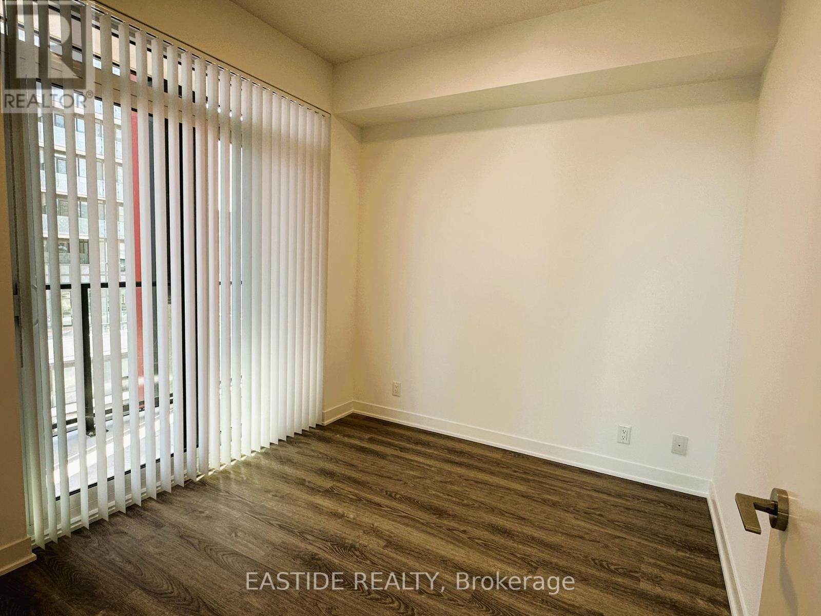 1606 - 180 Front Street E, Toronto, Ontario  M5A 0A9 - Photo 9 - C12847254