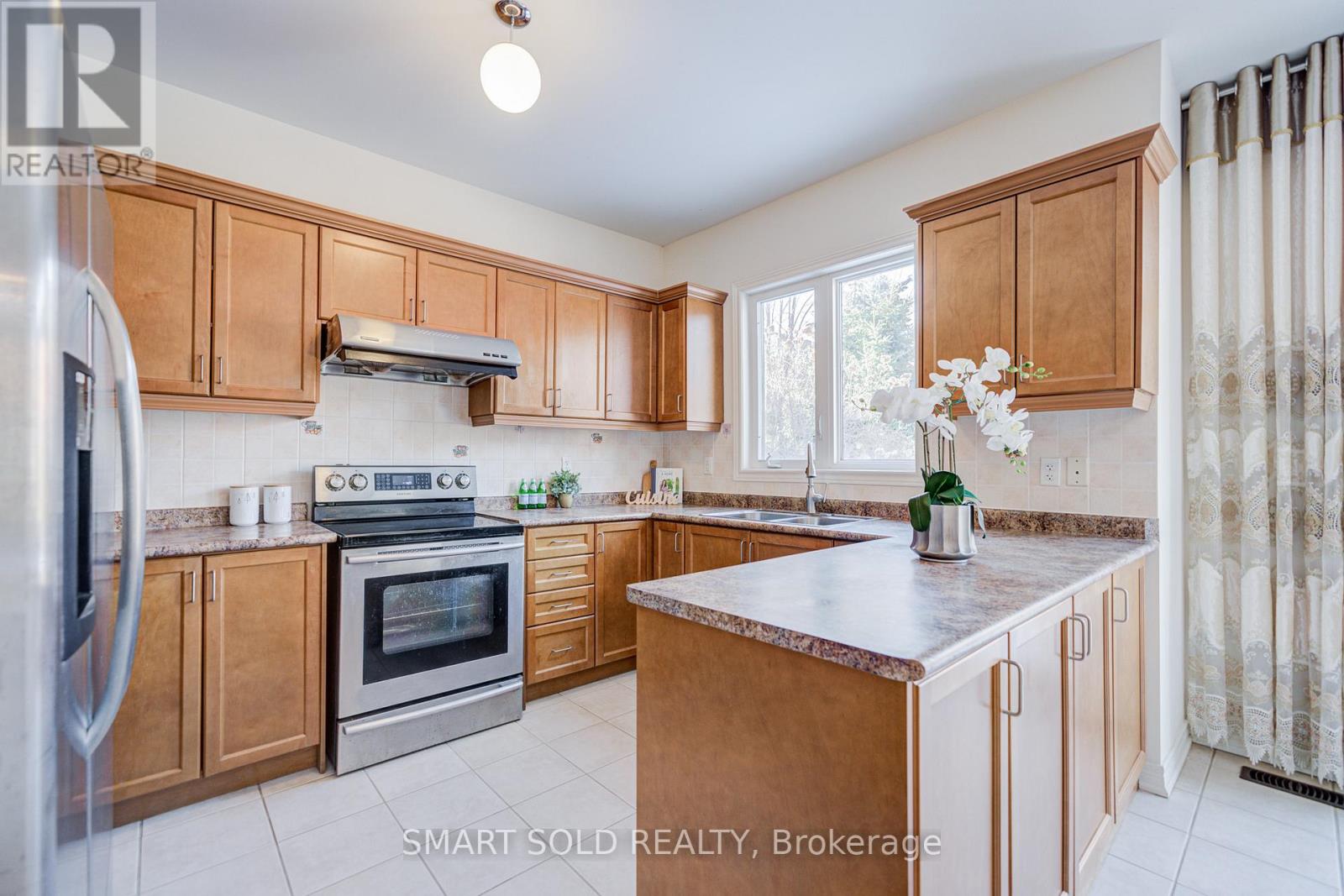 170 Ivy Glen Drive, Vaughan, Ontario  L6A 0P1 - Photo 18 - N12847186